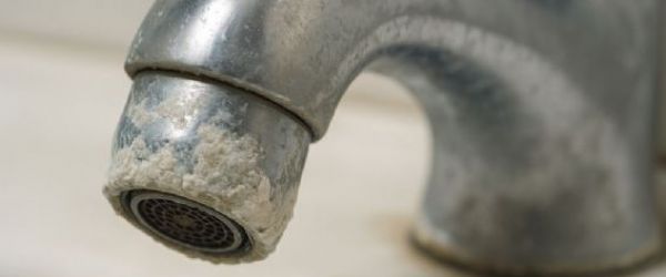 惱人水垢清不掉？設計師教你輕鬆清潔與預防水垢再生